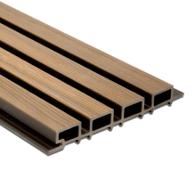 WPC fasadni panel TEAK/ČRNA, 219x2900 mm, valovita tekstura, half co-extrusion (0,63 m²)