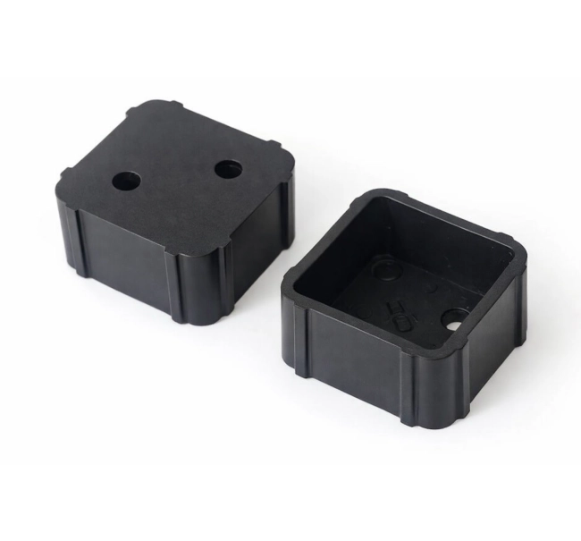 Montažni nosači od tvrde plastike za WPC drvene brisoleje (2 kom)