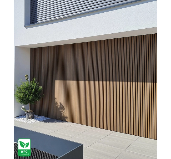 WPC fasadna ploča TEAK/CRNA, ČETKANA tekstura, 219x2900 mm, dvobojna (0,63 m²)